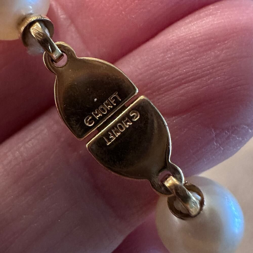 Vintage Monet Faux Pearl Necklace-Classic Gold-Tone Clasp - Picture 9 of 10